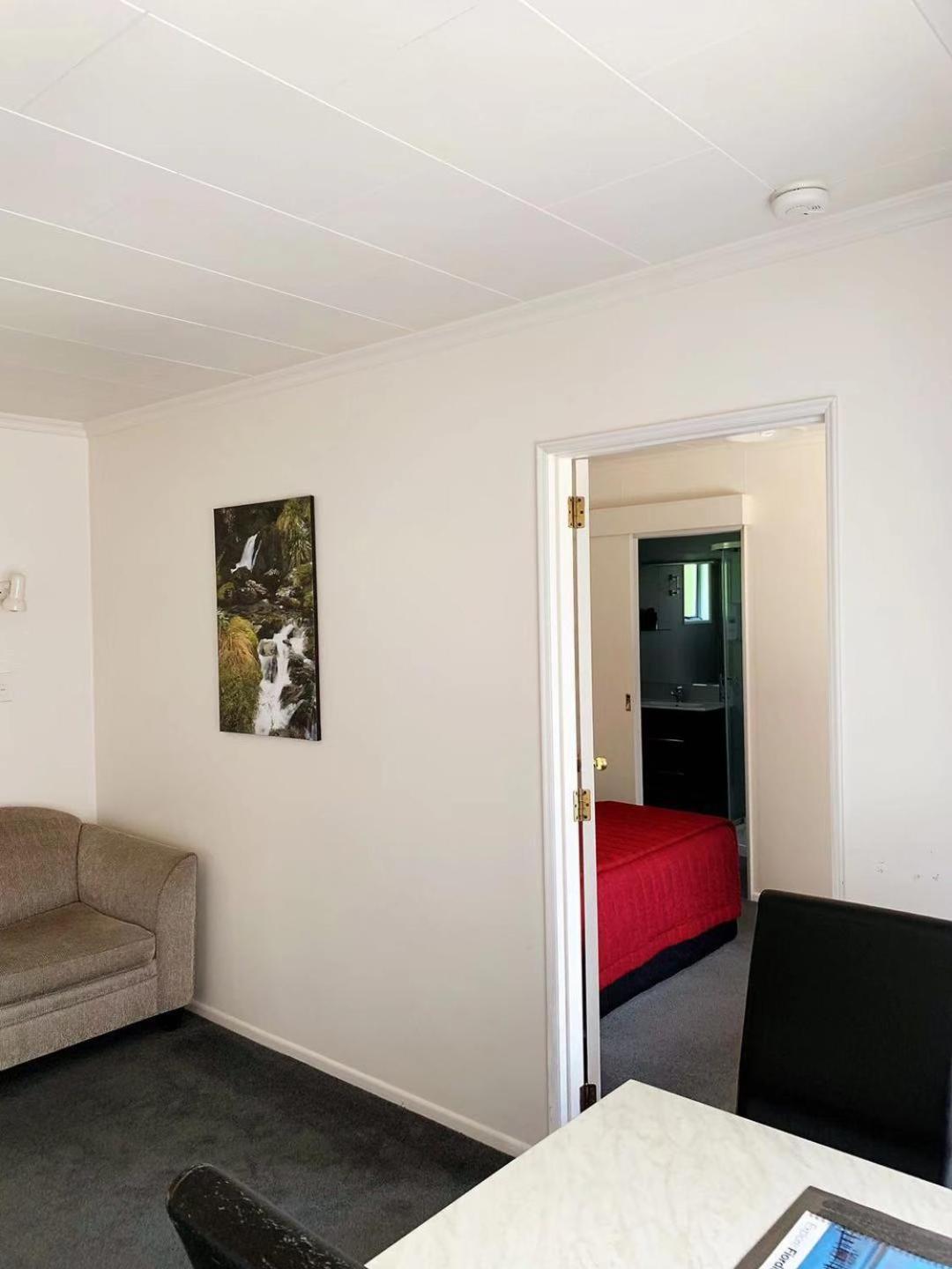 Amber Court Motel Te Anau Exterior foto